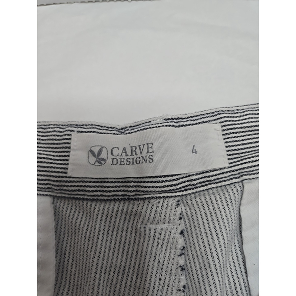 Carve Designs Seersucker Stripe Shorts Blue White Mid Rise Summer 4 - Picture 3 of 10